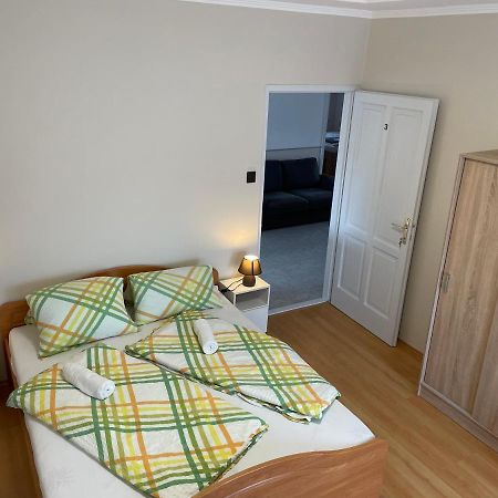 Pingvin Cukrászda Apartman felső szint Balatonmáriafürdő Exterior foto