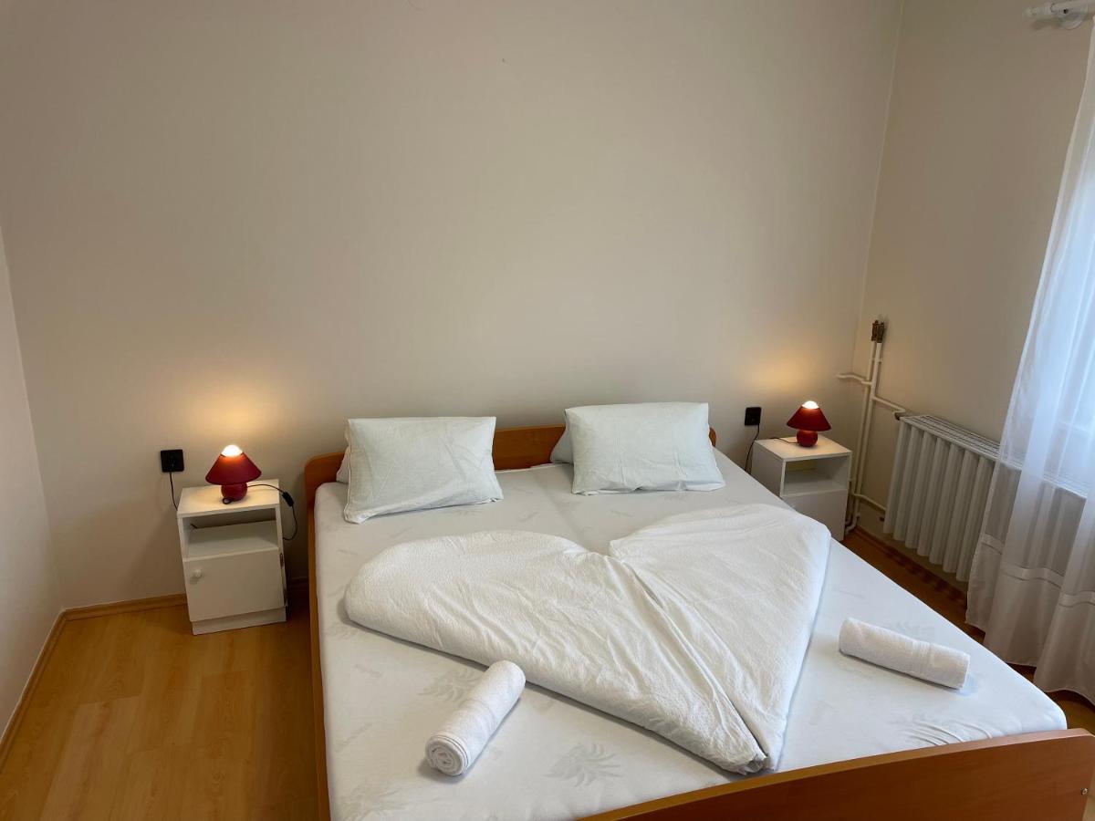 Pingvin Cukrászda Apartman felső szint Balatonmáriafürdő Exterior foto